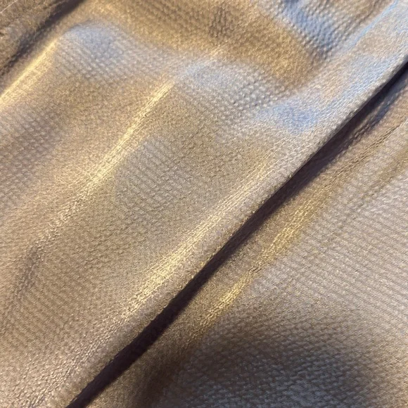 Everlane pebbled silky pants - Picture 5 of 6
